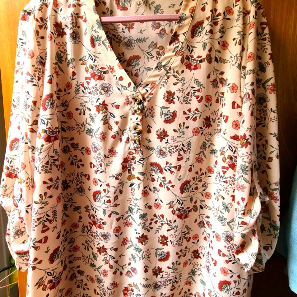 Maurice's tab sleeve pop over top